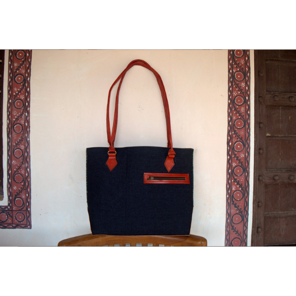 natural and artistic